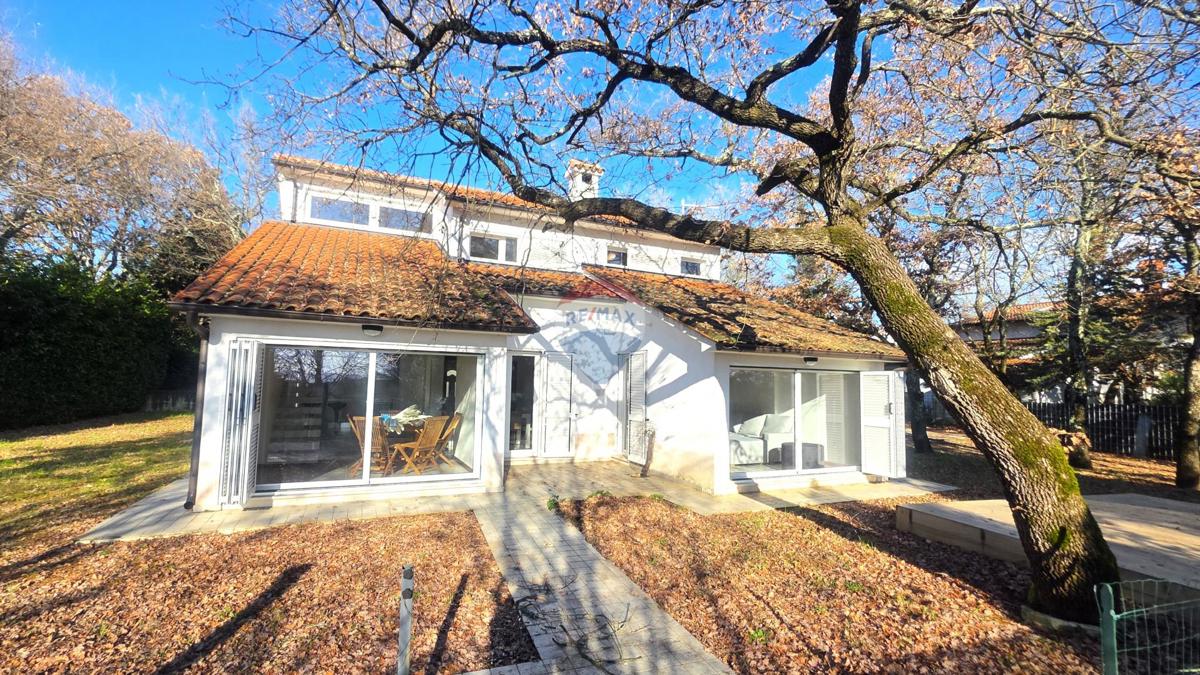 Casa Kaštel, Buje, 155m2