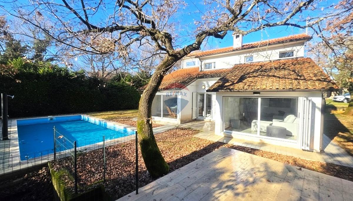 Casa Kaštel, Buje, 155m2