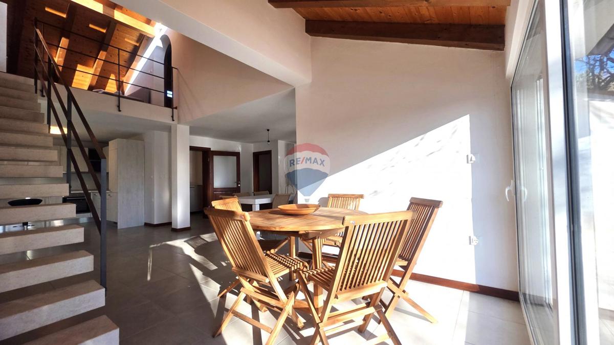 Casa Kaštel, Buje, 155m2