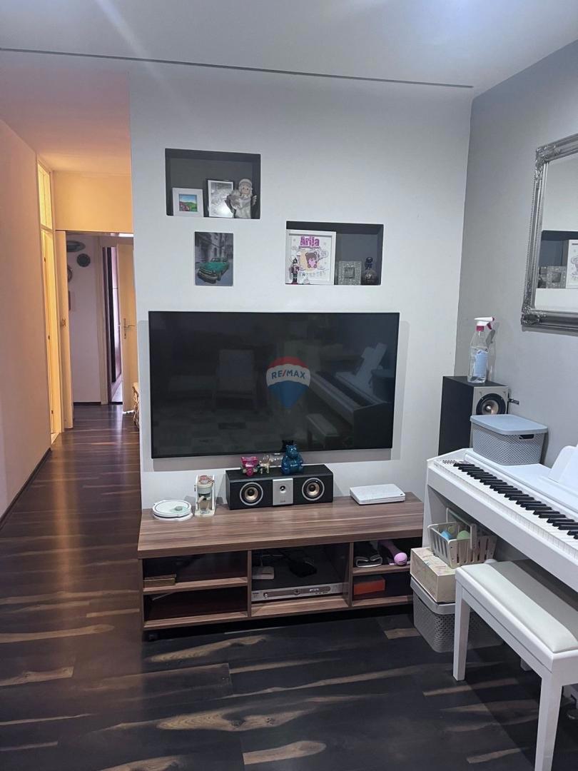 Appartamento Cvjetno naselje, Velika Gorica, 80m2