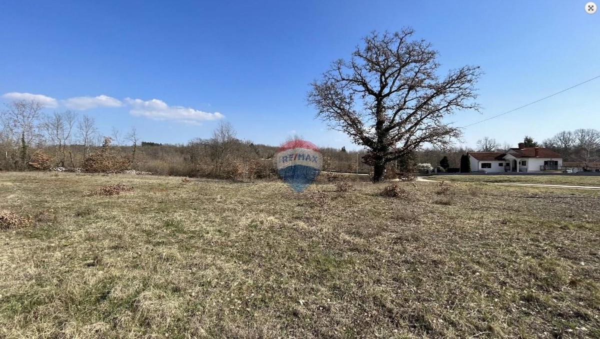 Terreno edificabile Žminj, 1.272m2