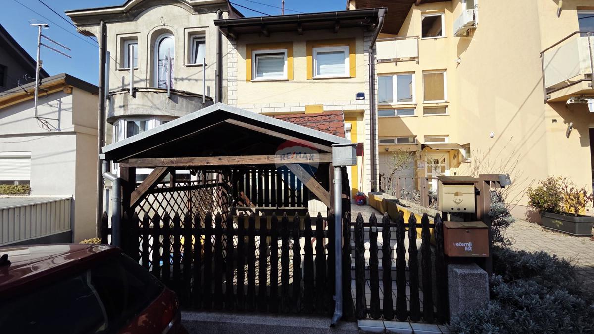 Casa Rudeš, Trešnjevka - Sjever, 235m2