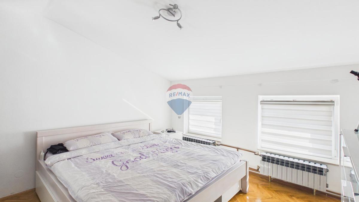 Casa Rudeš, Trešnjevka - Sjever, 235m2