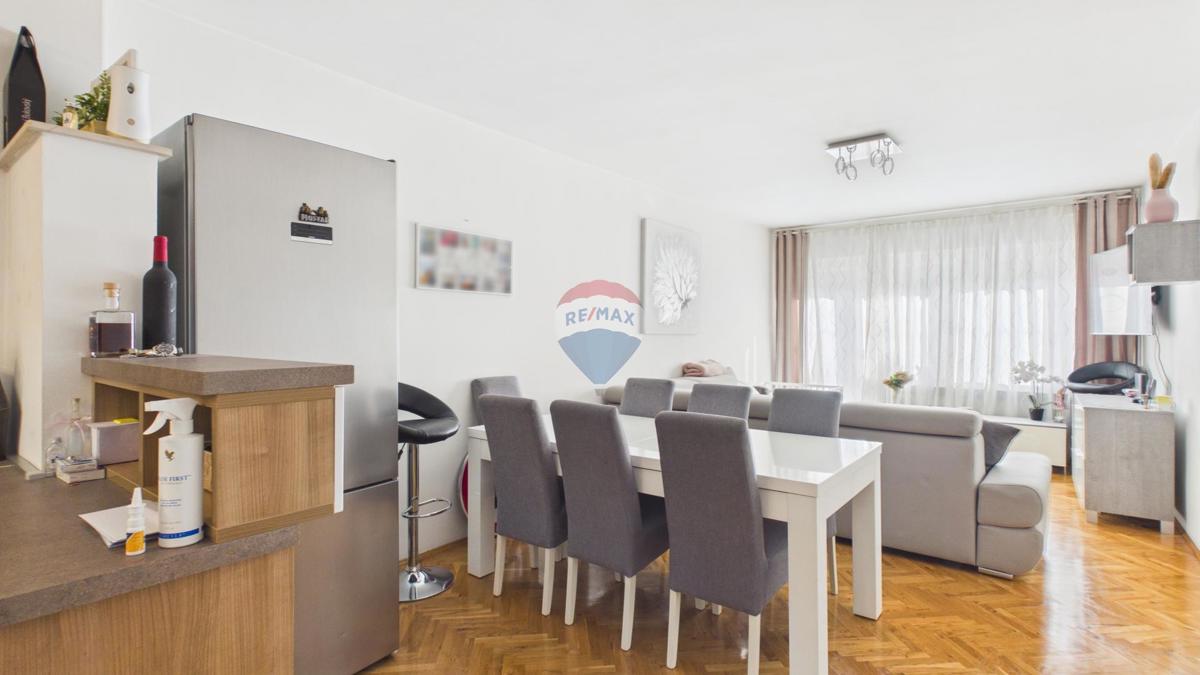 Casa Rudeš, Trešnjevka - Sjever, 235m2