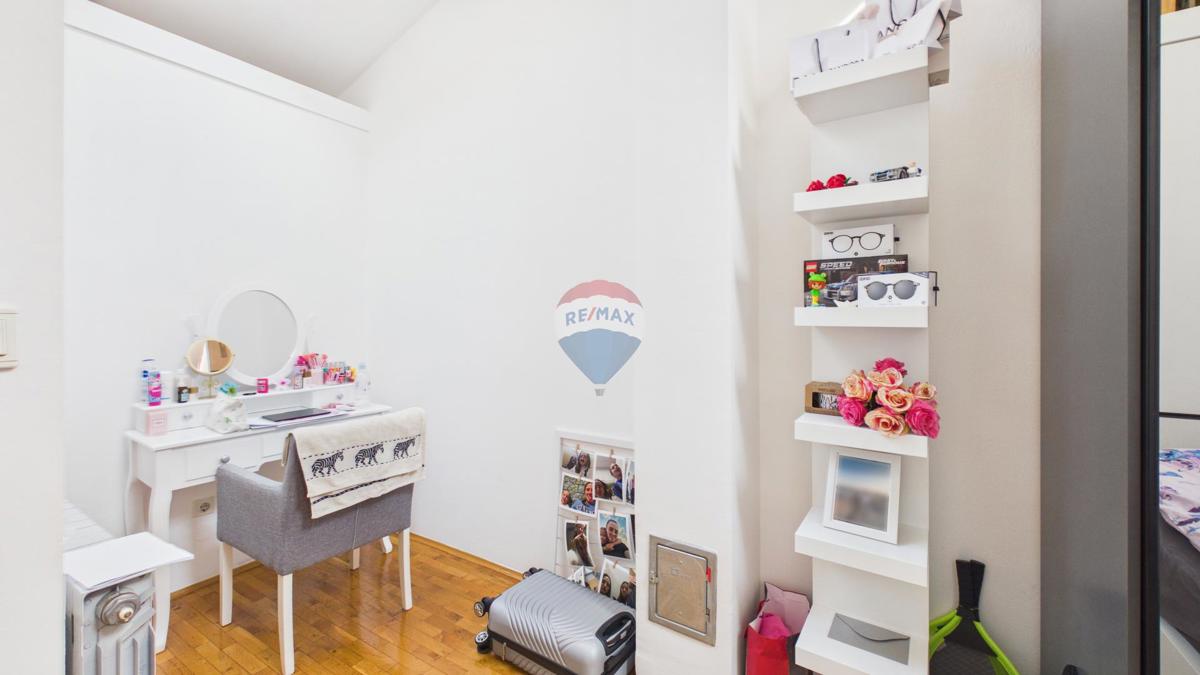 Casa Rudeš, Trešnjevka - Sjever, 235m2