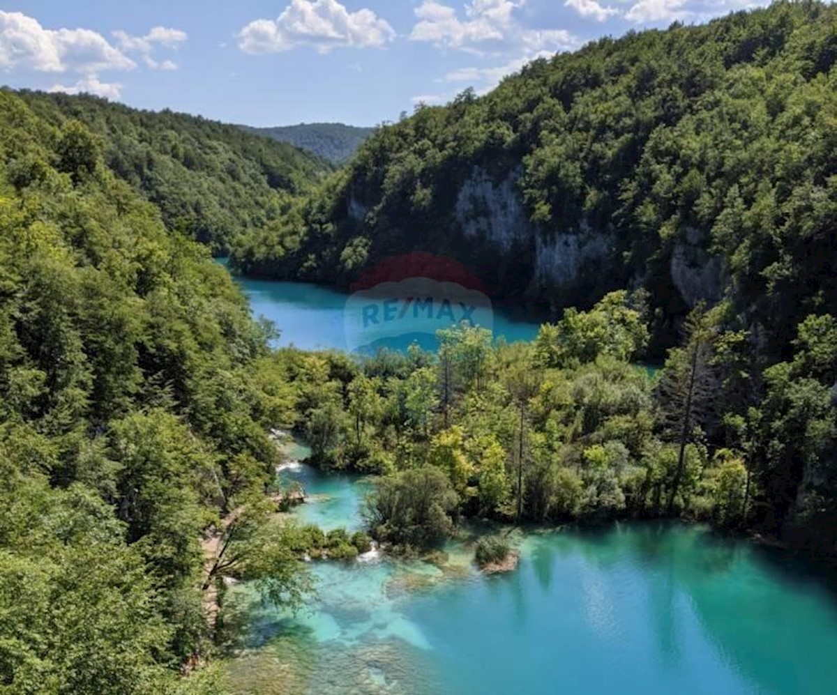 Terreno edificabile Korenica, Plitvička Jezera, 18.494m2