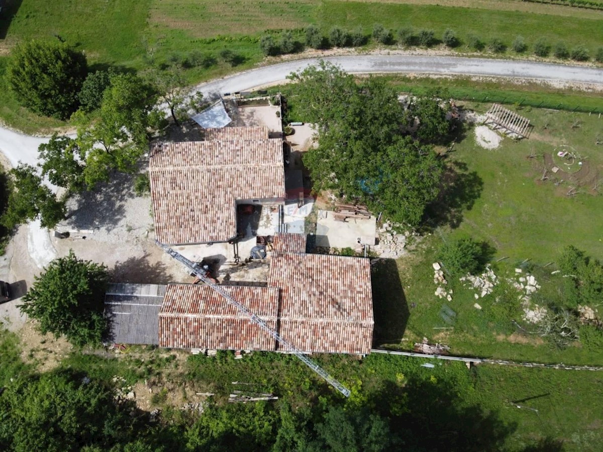 Villa Singola/Casa Vacanza Gradinje, Cerovlje, 3.369m2