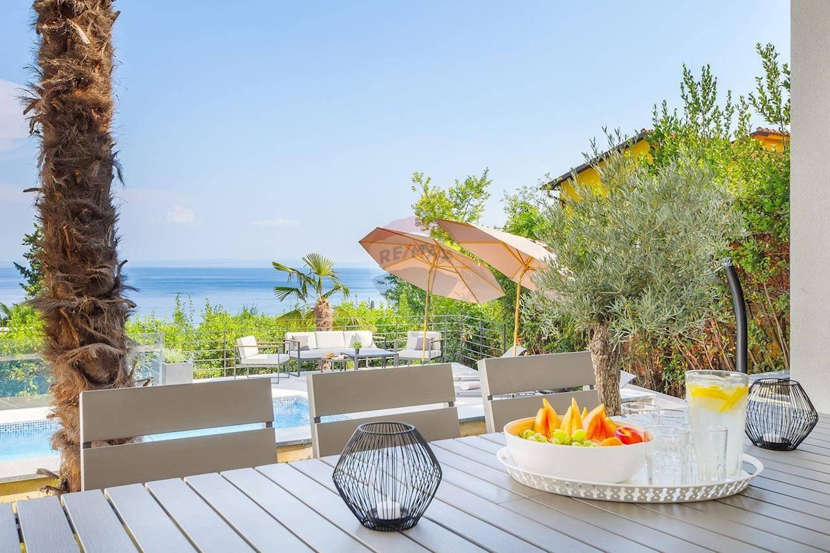 Villa Singola/Casa Vacanza Opatija - Centar, Opatija, 250m2