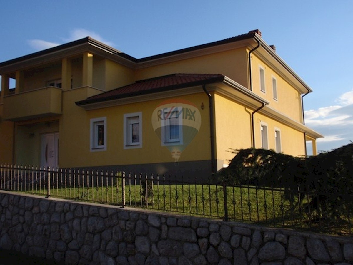 Villa Singola/Casa Vacanza Tometići, Kastav, 650m2