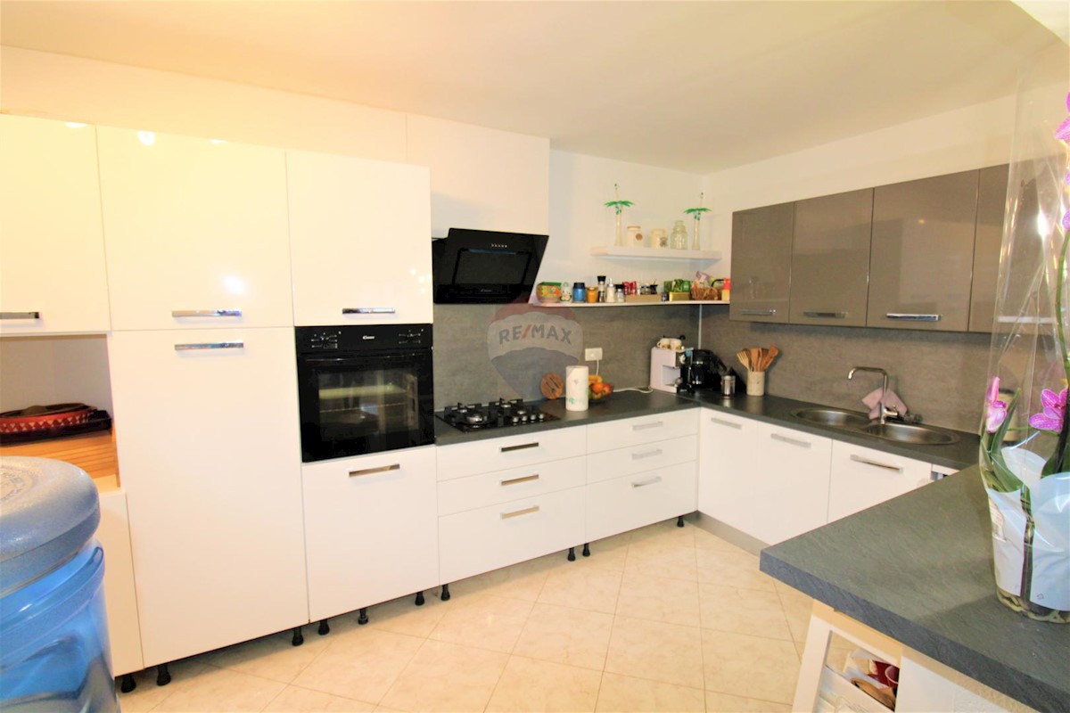Appartamento Rovinjsko Selo, Rovinj, 112m2