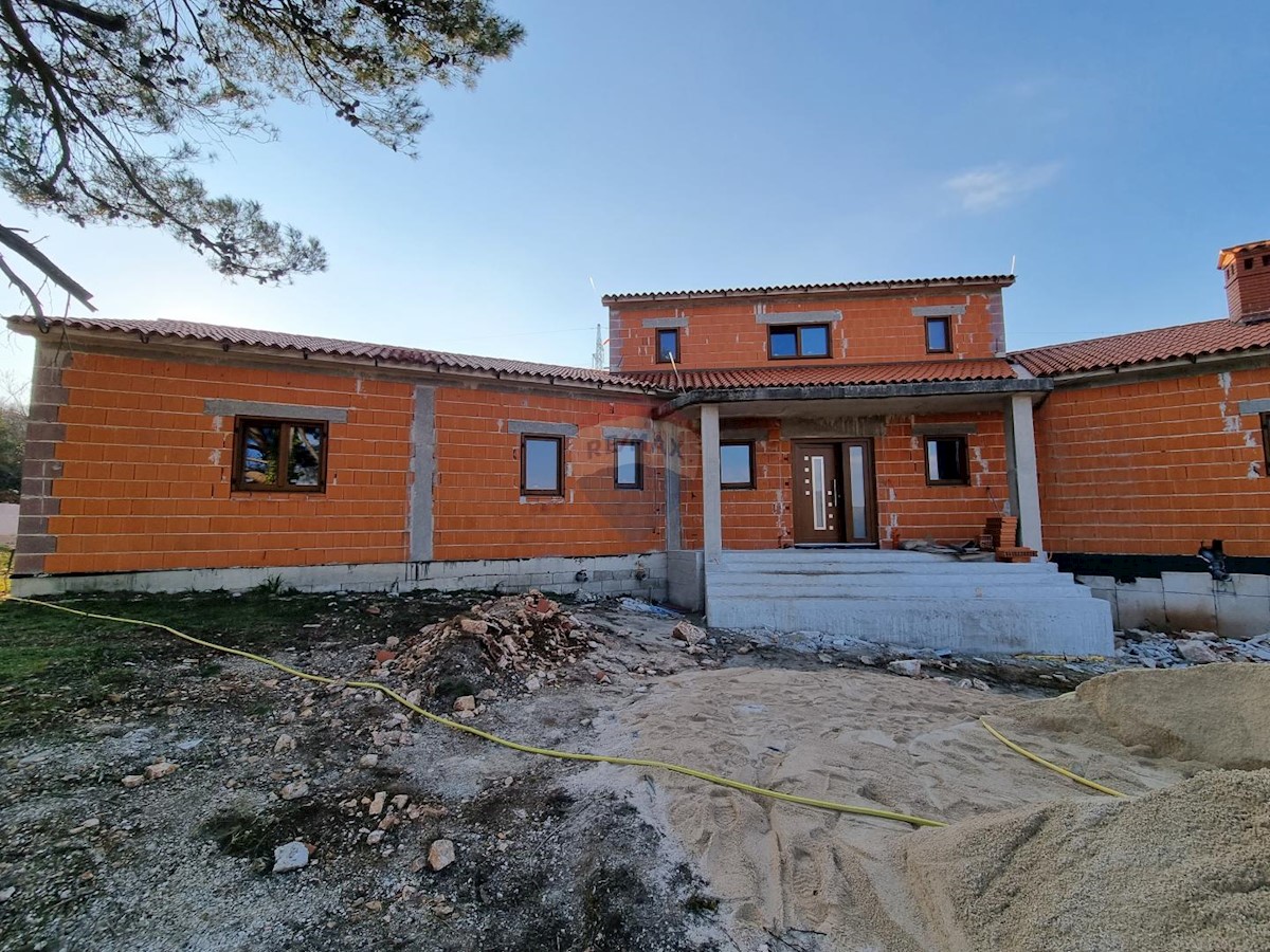 Casa Rovinjsko Selo, Rovinj, 450m2