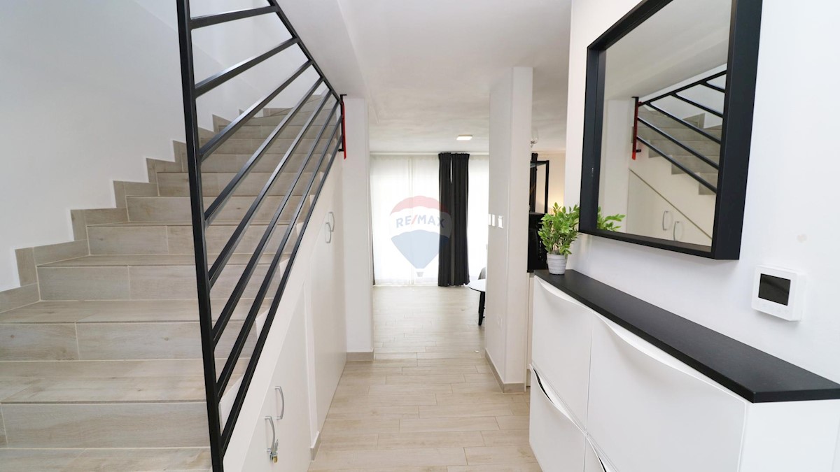 Casa Zarečje, Pazin - Okolica, 100m2