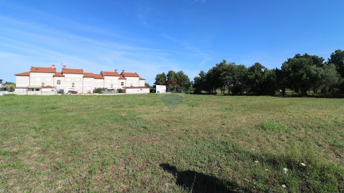 Terreno non edificabile Poreč okolica, Poreč, 1.144m2