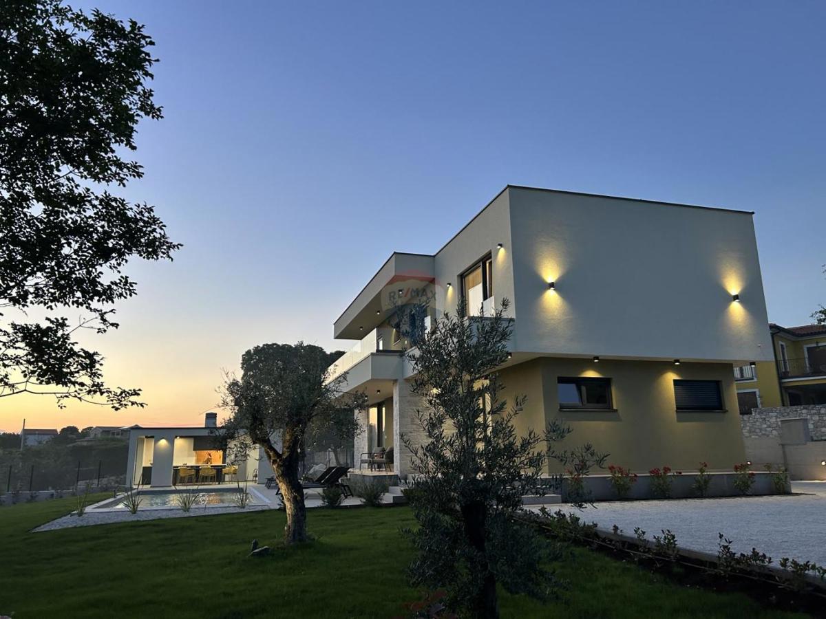 Casa Svetvinčenat, 208m2