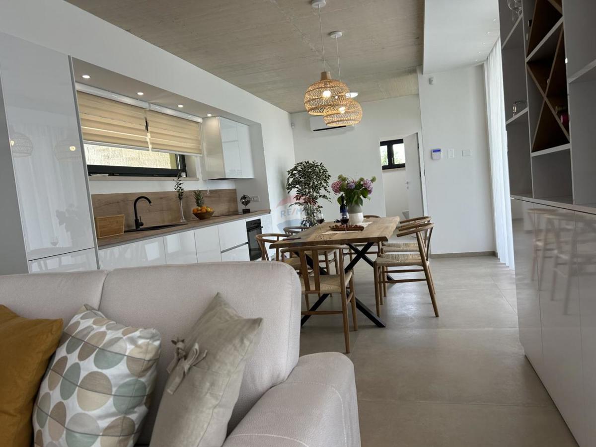 Casa Svetvinčenat, 208m2