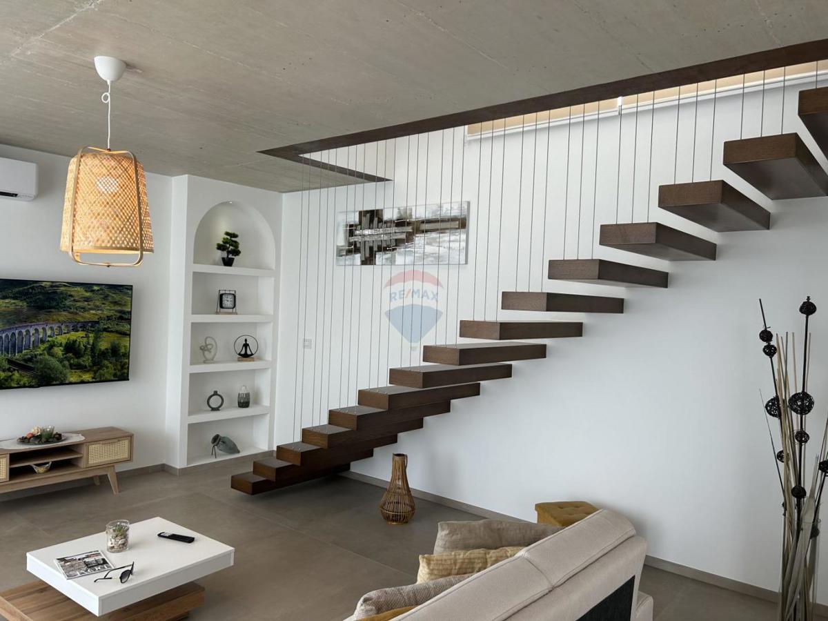 Casa Svetvinčenat, 208m2