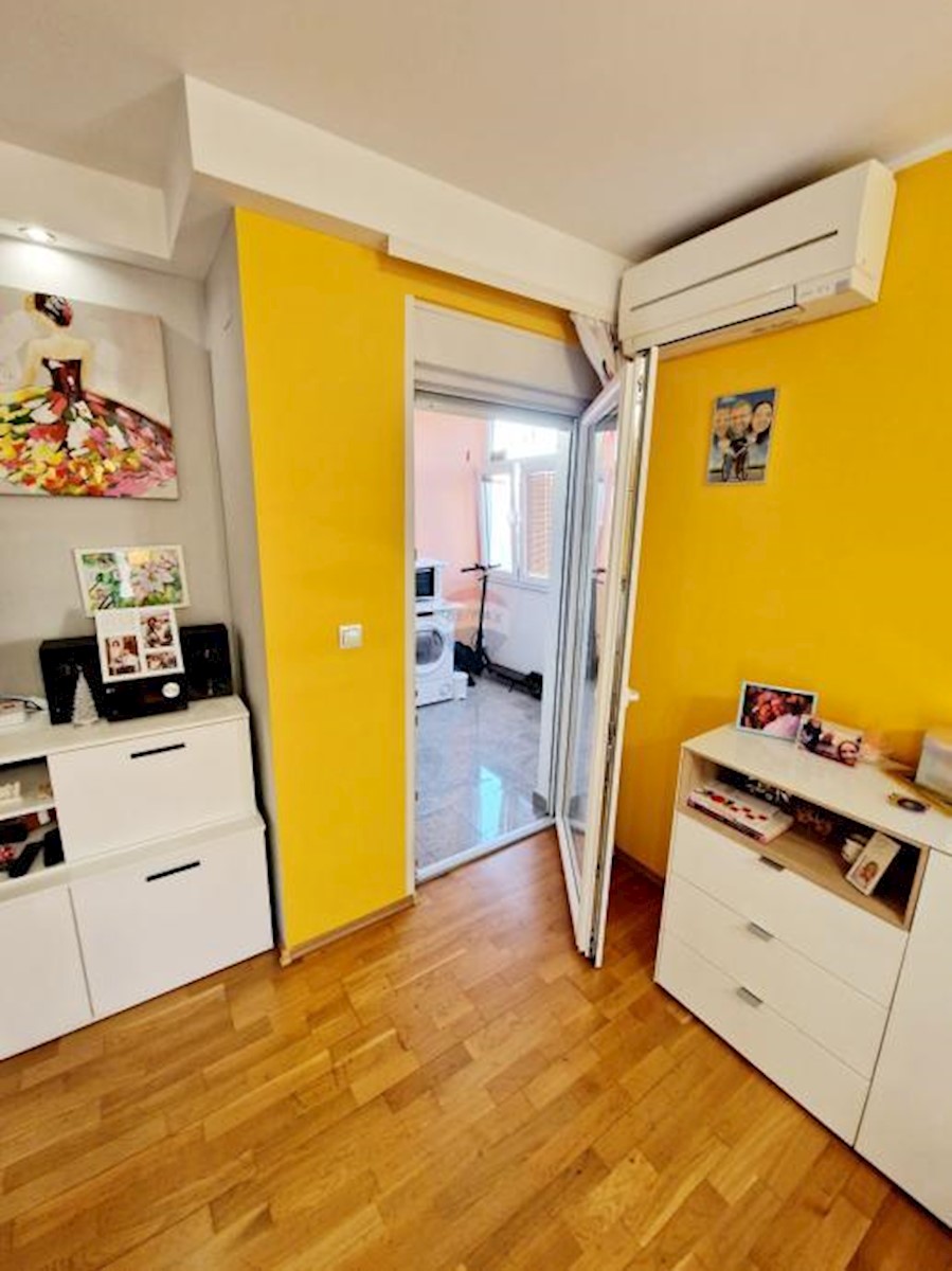 Appartamento Valdebek, Pula, 69m2