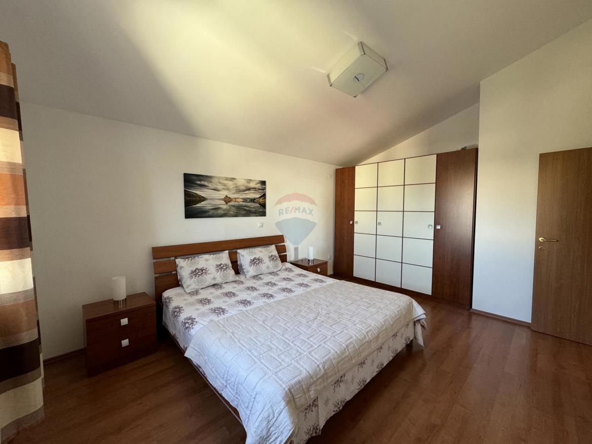 Appartamento Pinezići, Krk, 63m2