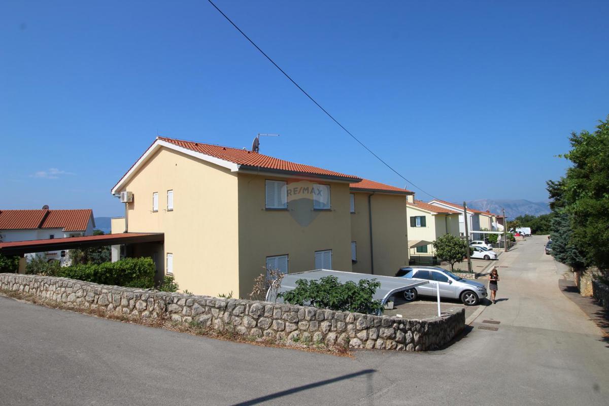 Appartamento Pinezići, Krk, 63m2