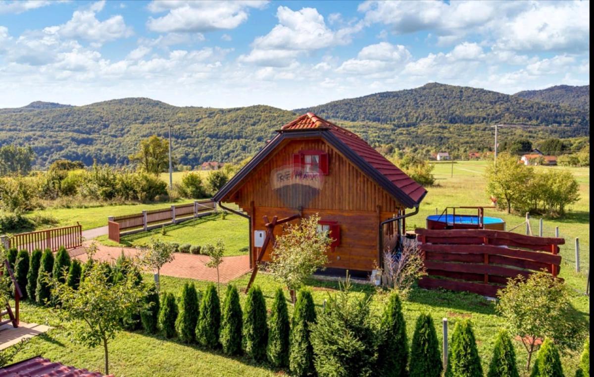 Ličko Lešće, Otočac - Incantevole Casa Indipendente in Vendita, 60m2