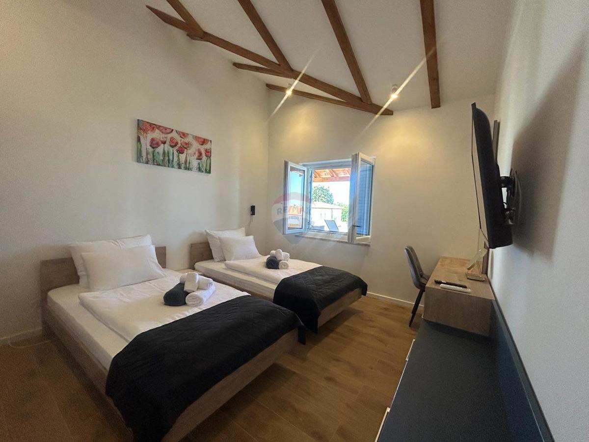 Casa Rapavel, Višnjan, 239m2