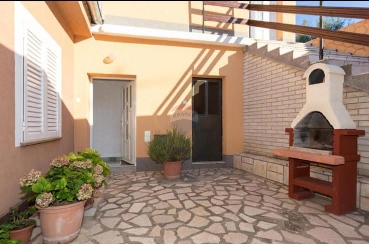 Casa Senj, 248,53m2