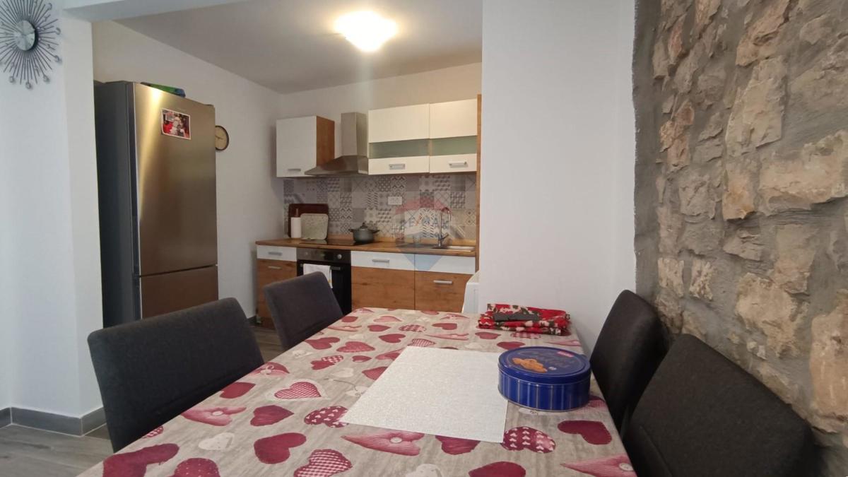 Appartamento Tar, Tar-Vabriga, 77m2