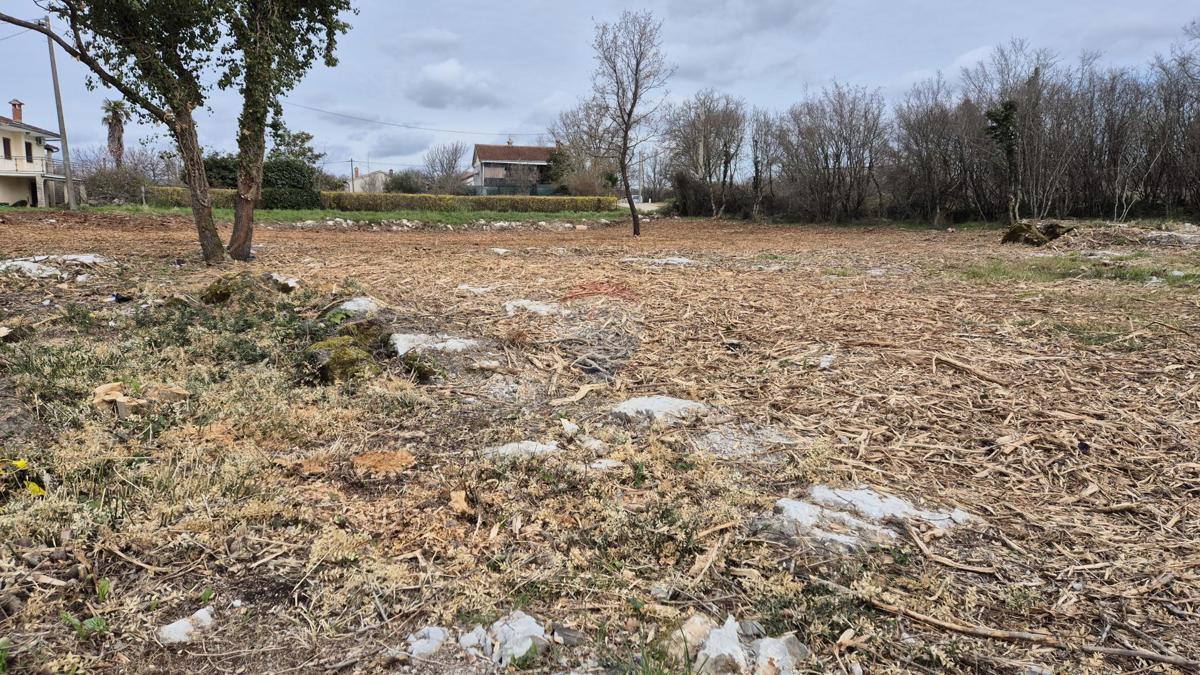 Terreno edificabile Poreč, 2.765m2