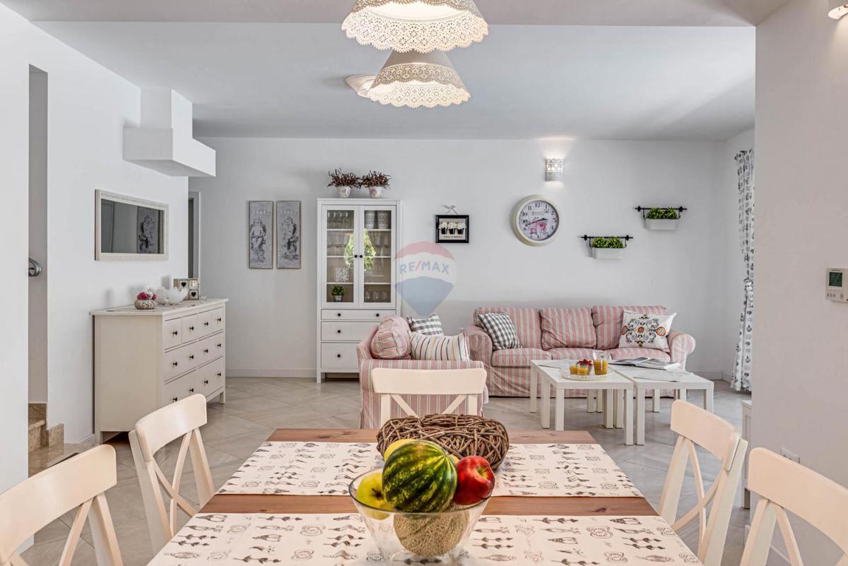 ISTRIA, LABIN - Holiday home with swimming pool