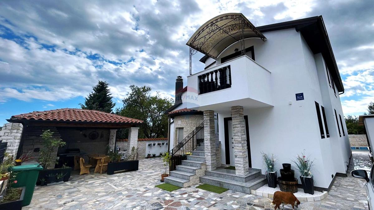 Casa Veli vrh, Pula, 240m2