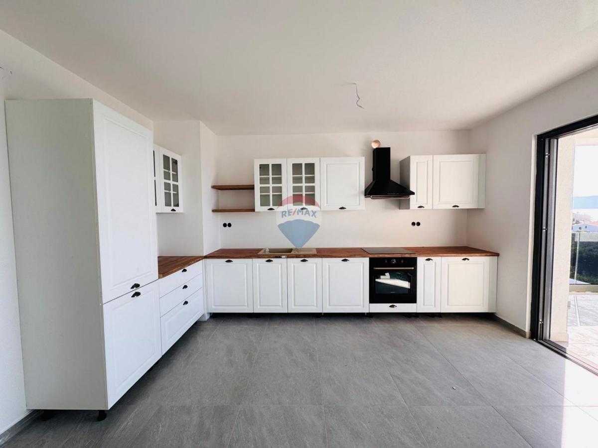 Appartamento Klenovica, Novi Vinodolski, 115m2