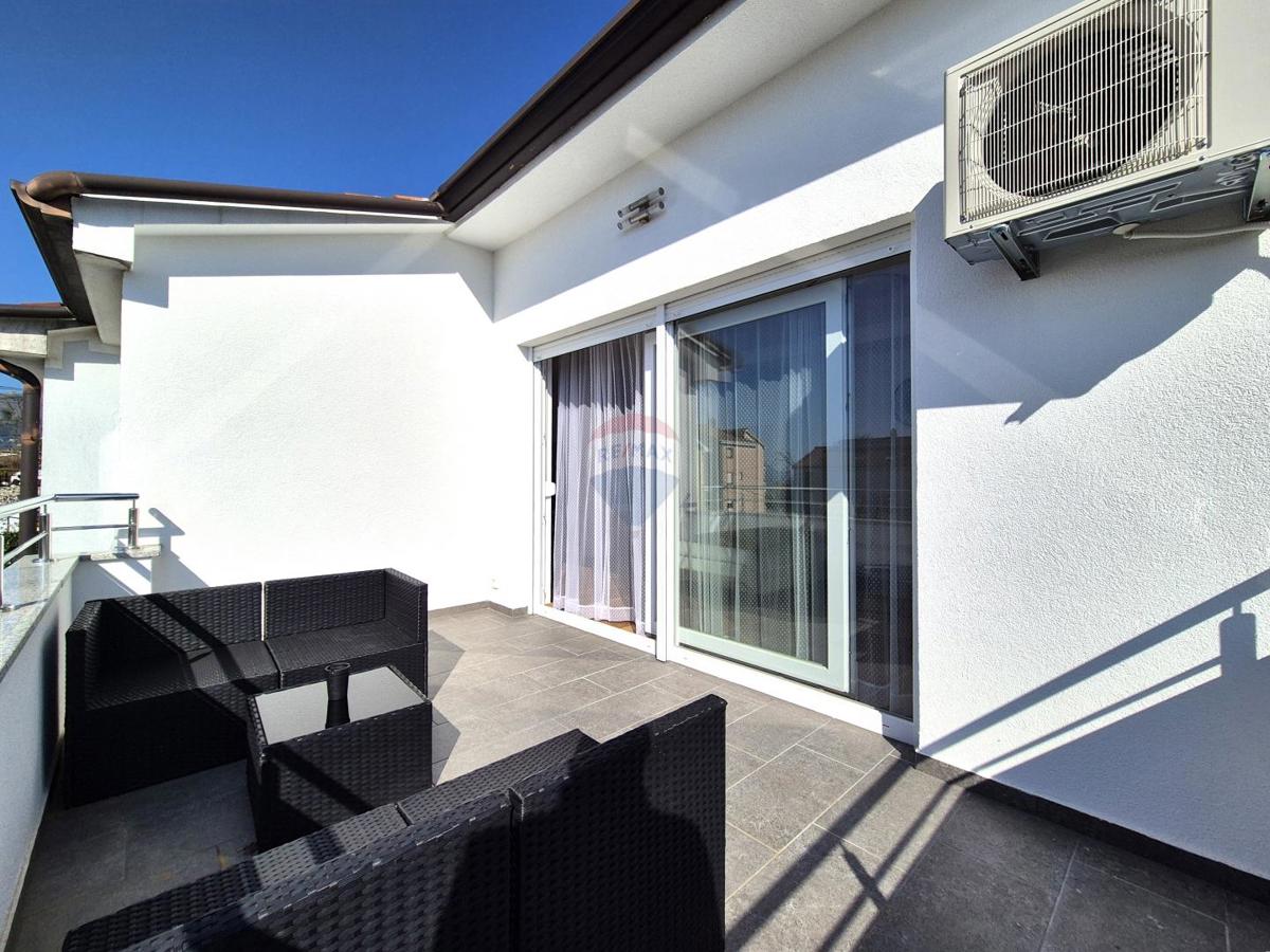 Appartamento Ćikovići, Kastav, 101,19m2
