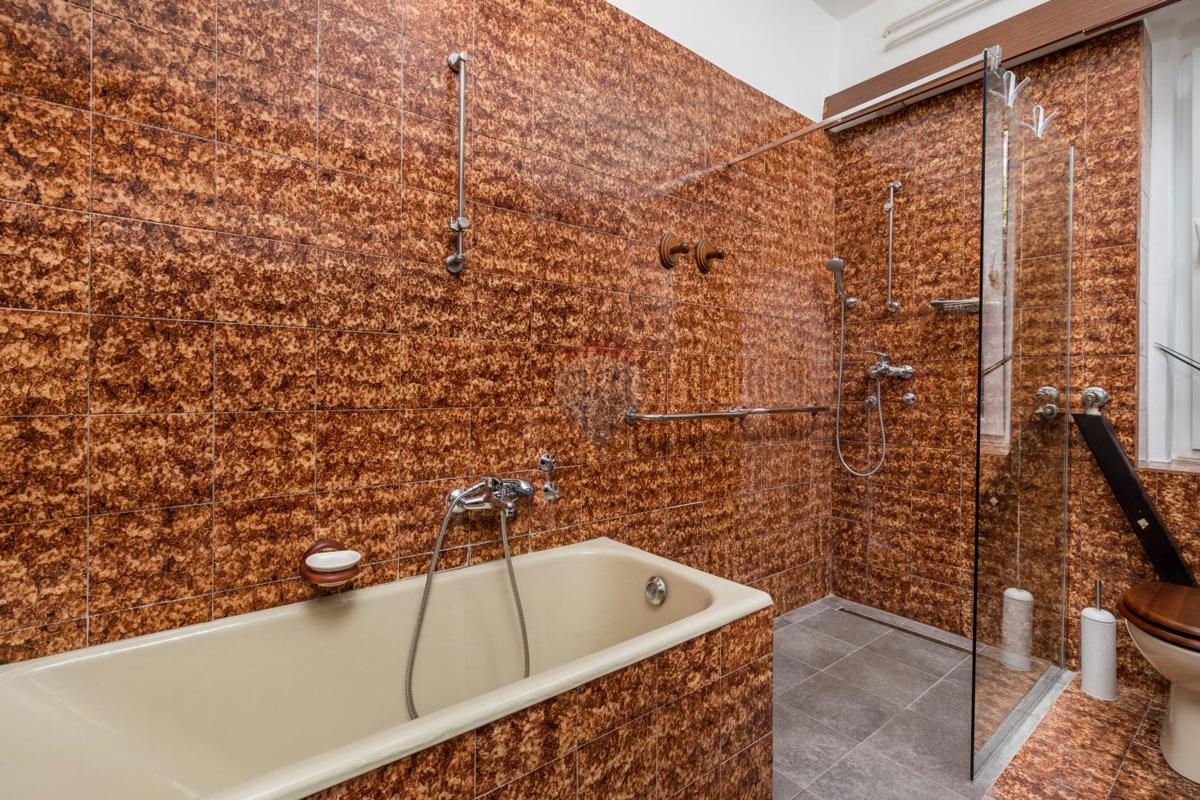 Appartamento Bulevard, Rijeka, 81m2