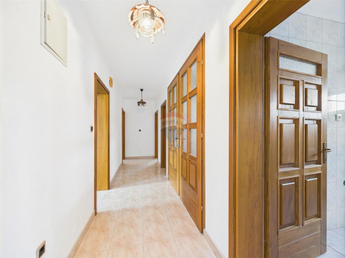 Casa Kloštar Ivanić, 160m2