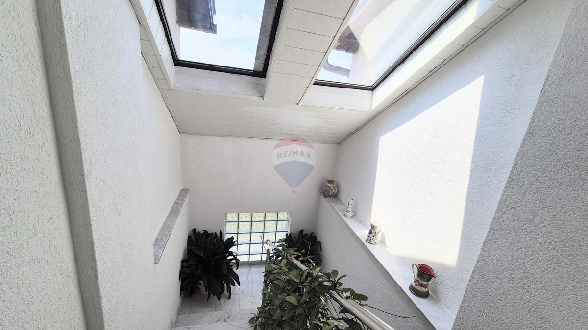 Casa Turopolje, Velika Gorica - Okolica, 399,82m2