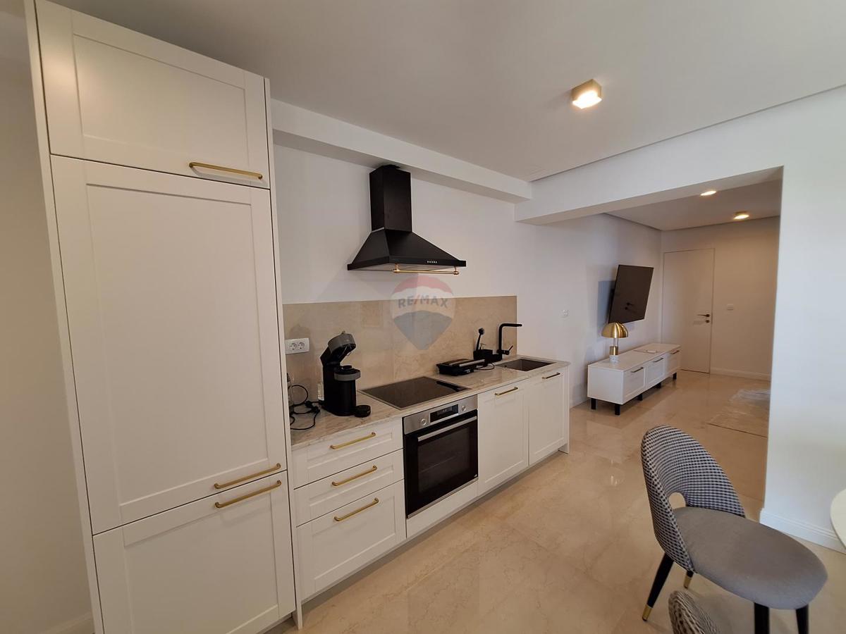 Appartamento Dobreć, Opatija - Okolica, 111m2