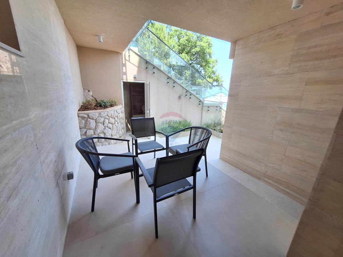 Appartamento Dobreć, Opatija - Okolica, 111m2