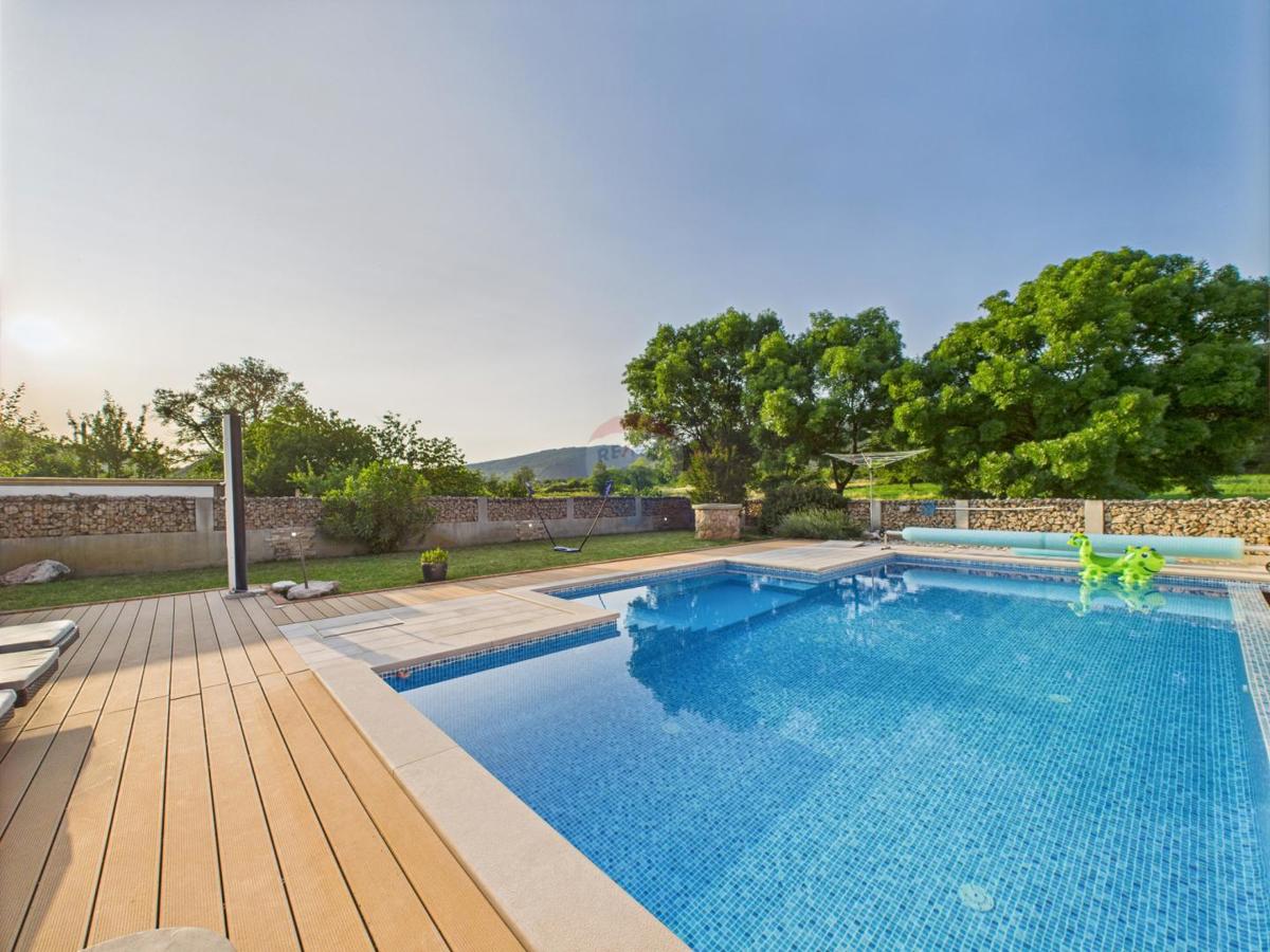 Casa Imotski, 230m2