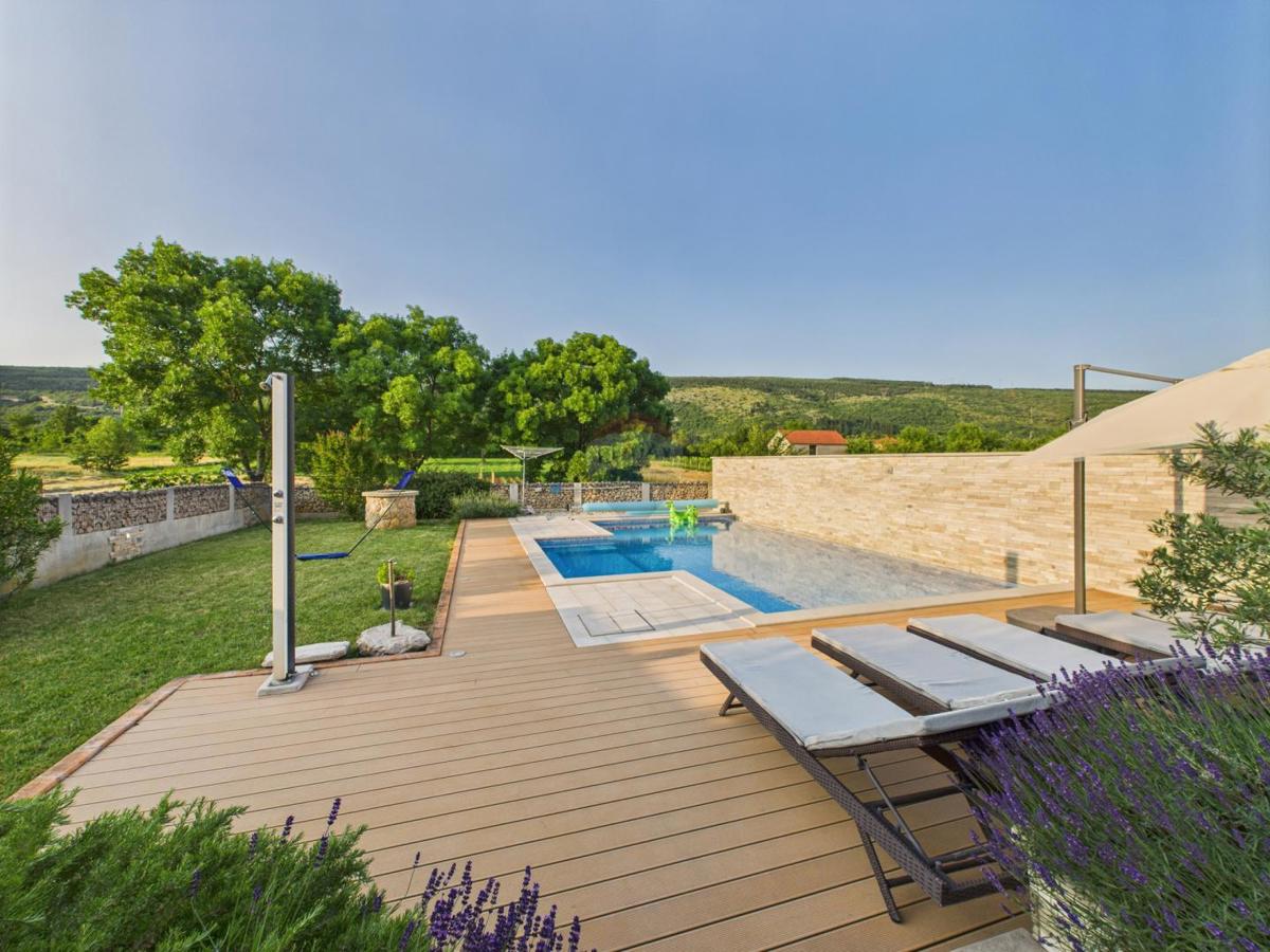 Casa Imotski, 230m2