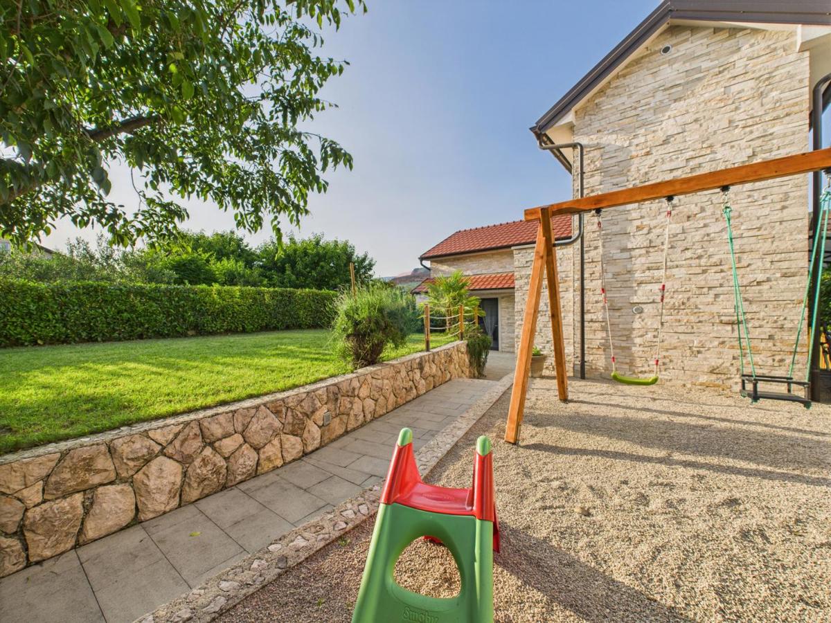Casa Imotski, 230m2