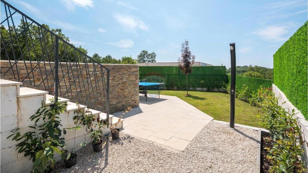 Casa Kaštel, Buje, 254,78m2