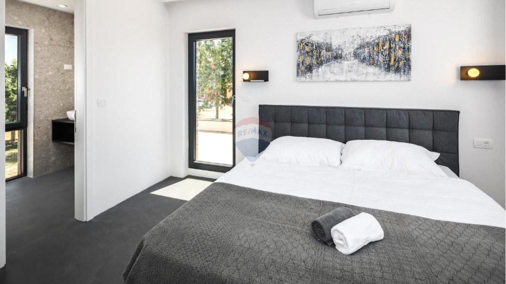 Casa Kaštel, Buje, 254,78m2