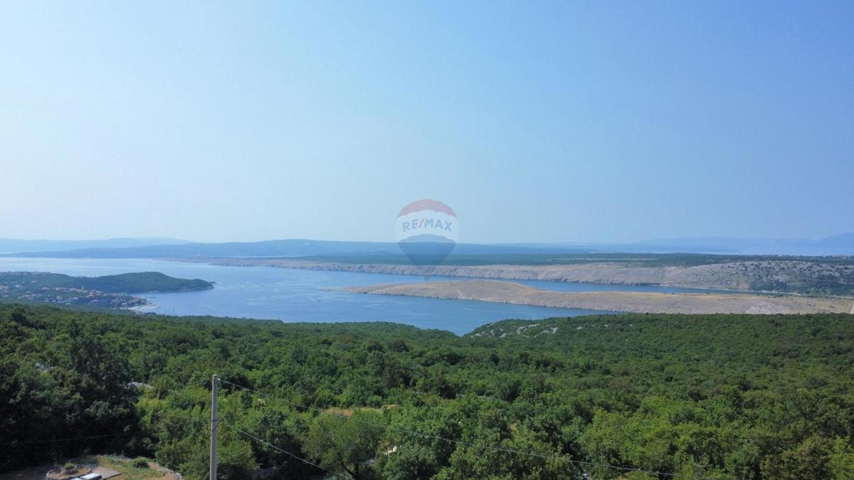Crikvenica, Šmrika – terreno edificabile in una posizione attraente
