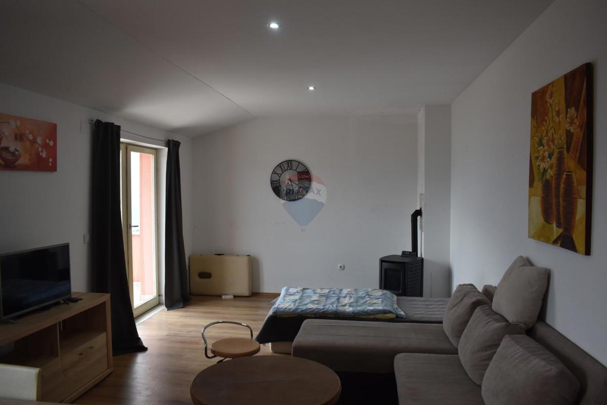 Appartamento Kučeli, Matulji, 82m2