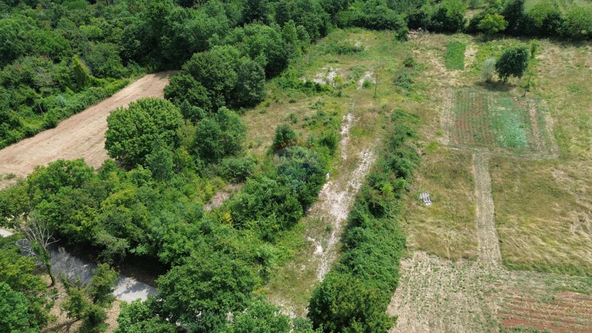ISTRIA, KRŠAN – Terreno Edificabile con Permesso di Costruzione