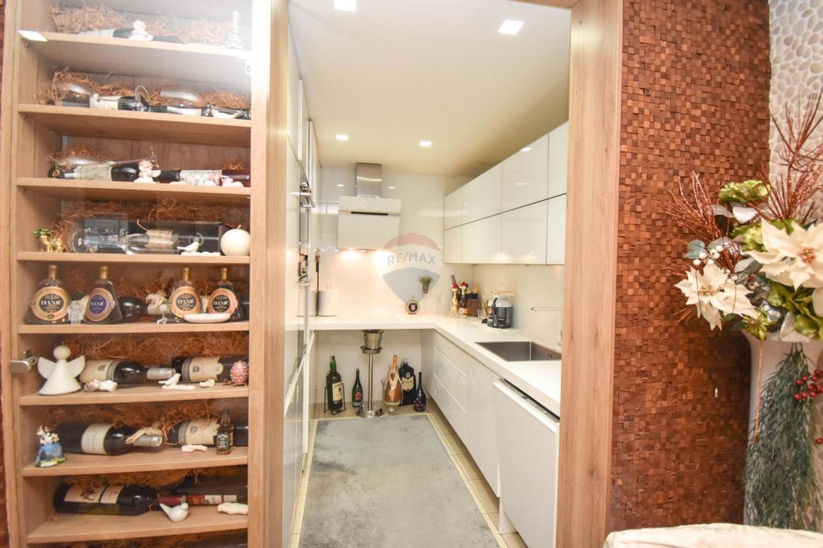 Appartamento Ferenščica, Peščenica - Žitnjak, 77m2