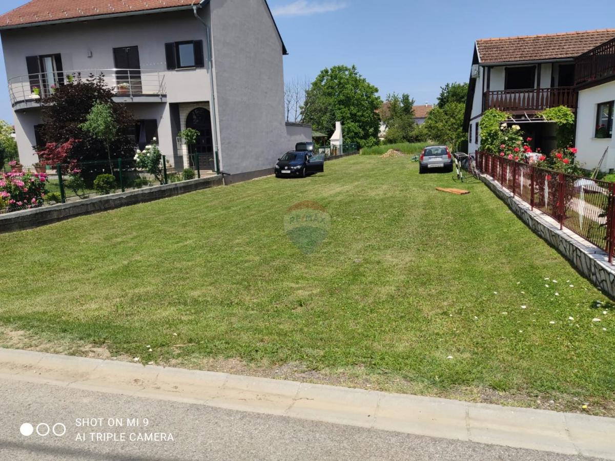 Terreno edificabile Odra, Novi Zagreb - Zapad, 884m2