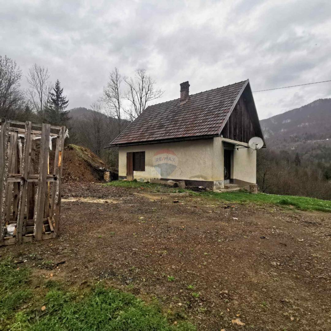 Casa Plešce, Čabar, 75m2