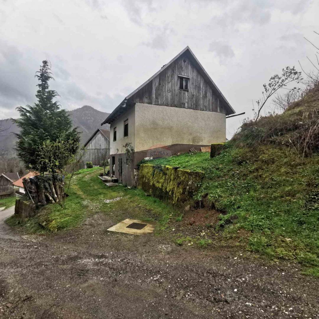 Casa Plešce, Čabar, 75m2