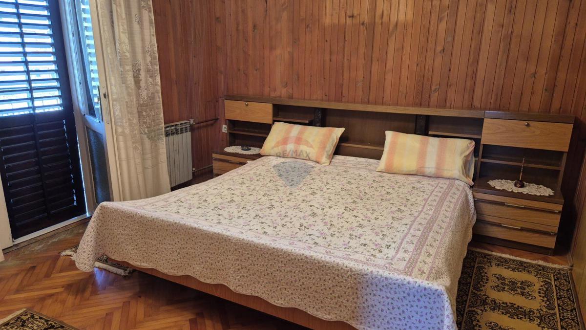 Casa Novaki Motovunski, Karojba, 220m2